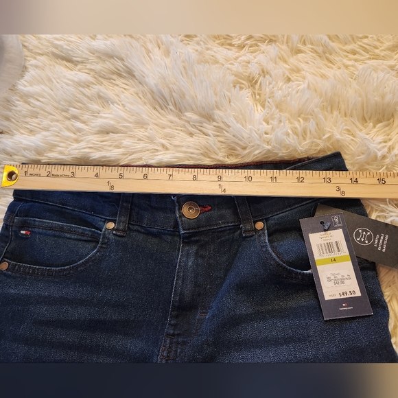 Tommy Hilfiger Boys Straight Leg Stretch Dark Denim Jeans Size 14 NWT - Picture 8 of 9